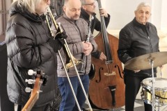 668590302_10225143211646027_6883035258433917603_n